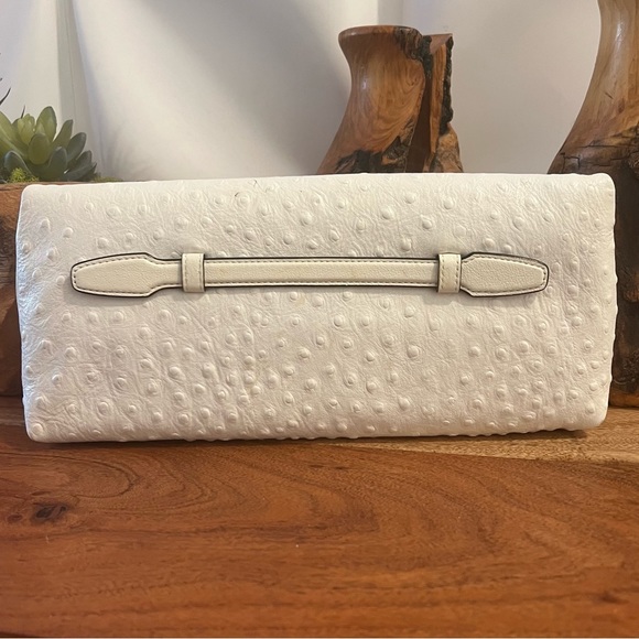 New ostrich Coach clutch bag - Picture 2 of 8